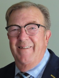Stephen Molnar